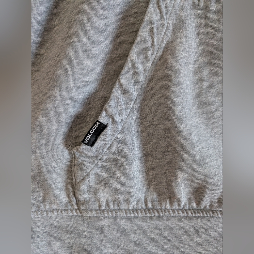 Volcom Sweater - Picture 3 of 6